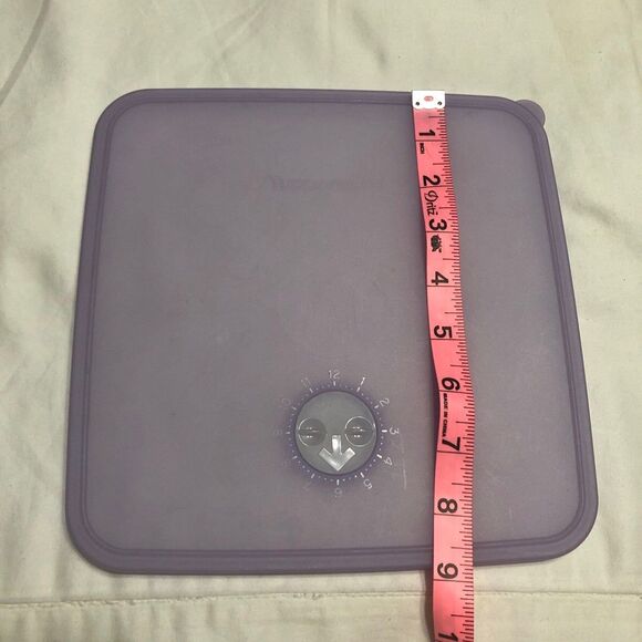 Tupperware Square Lid with Manual Clock Purple 9" - Picture 5 of 5